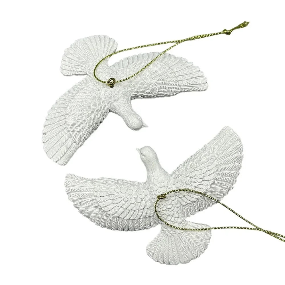 Exquisite acrylic friendship dove decoration, romantic hanging ornament, the perfect gift for someone special