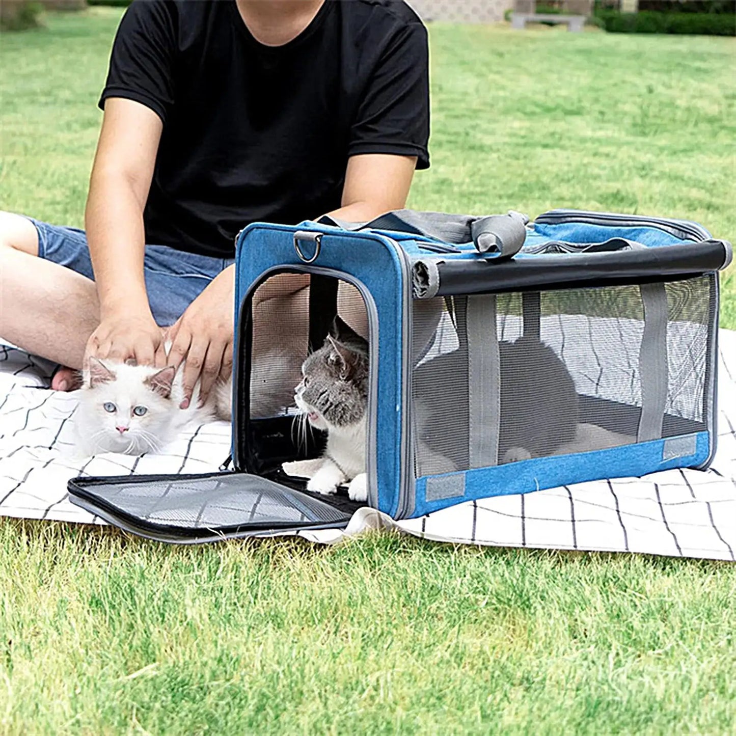 Breathable Pet Cat Travel Carrier, 20lbs Capacity Tote Bag, Outdoor Adventure Portable Container for Car Airplane Camping Vet