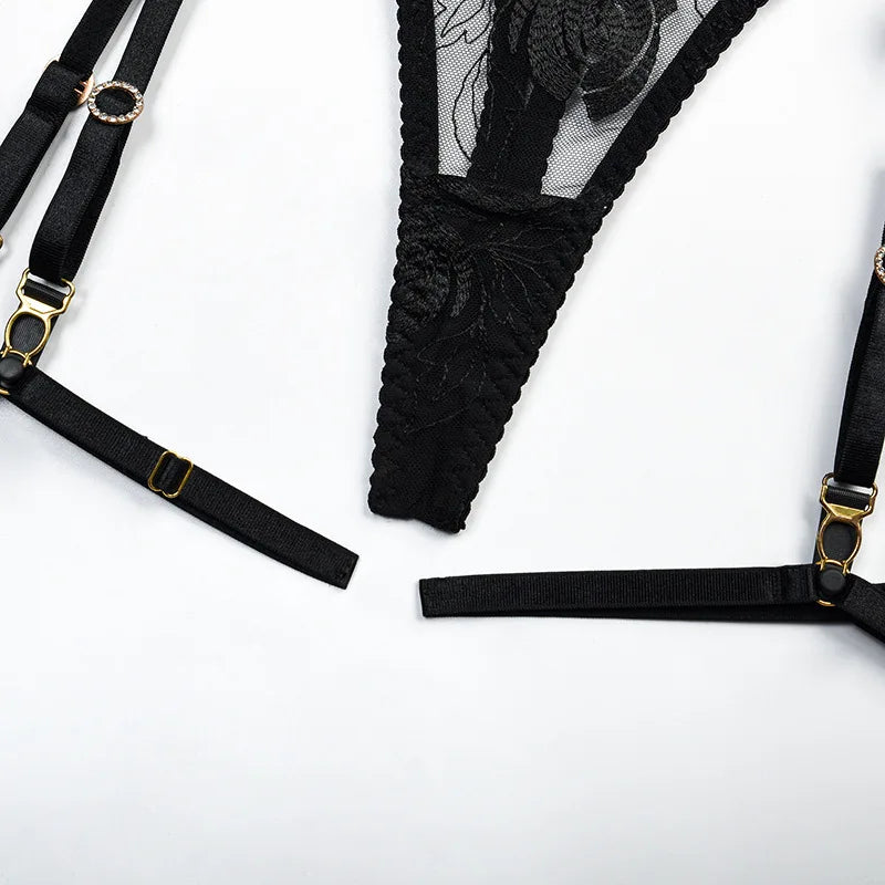 Sexy Lace Exotic Set Hollow Out Women's Underwear Erotic Cut-out Sexy Lingerie Bra Panty And Garters Lingerie Set Lenceria Mujer