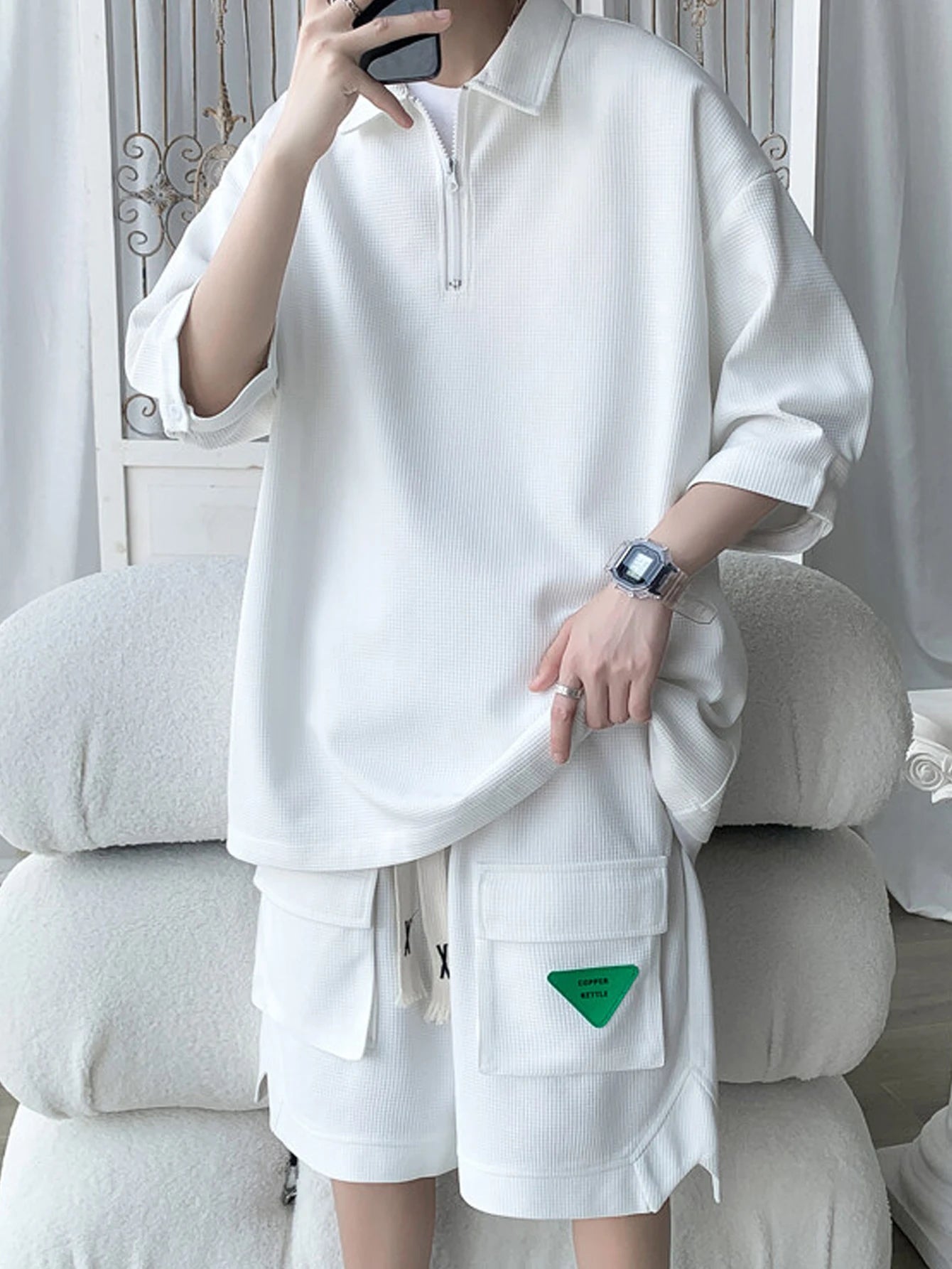 2-piece men's summer casual outdoor set, fashionable collar short sleeved T-shirt and pocket shorts set, with drawstring, suitab