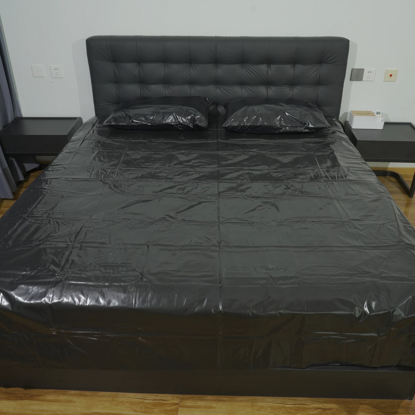 3pc bedding set - 1 bed sheet +2 PU pillowcases,comfortable all year round,waterproof  machine washable, suitable couple bedding