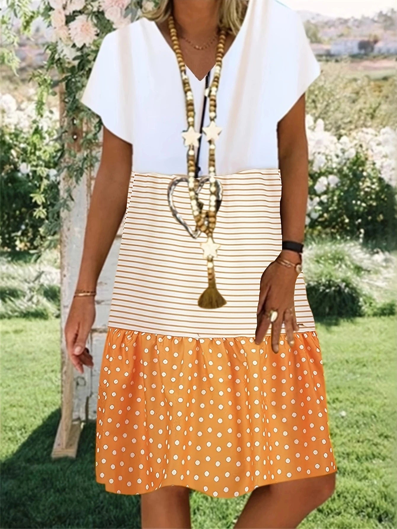 Summer-Essential V-Neck Dress: Striped & Polka Dot, Knee-High Casual Tunic for Women - Durable,Easy-Care Fabric