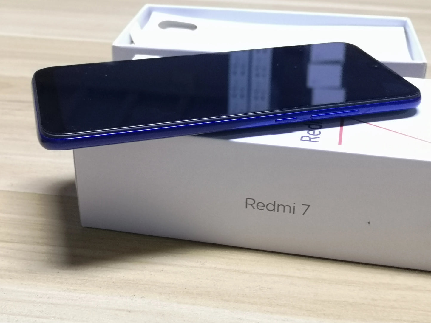 Global firmware Xiaomi Redmi 7 smartphone Dual Camera Dual SIM Solt Cellphone Android  used phone