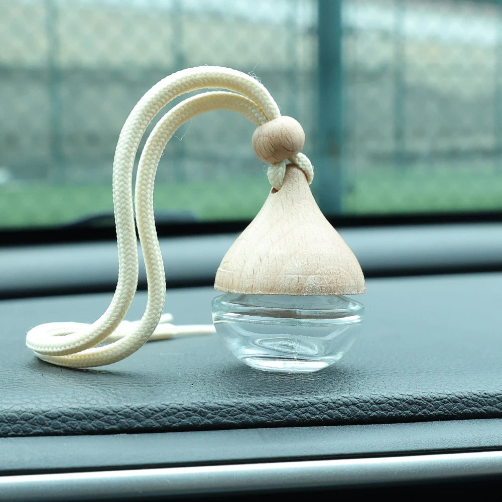 Round Car Perfume Bottle Ornament Aromatherapy Essential Oil Bottle Hanging Auto Air Freshener Car Decoration Interior for Home