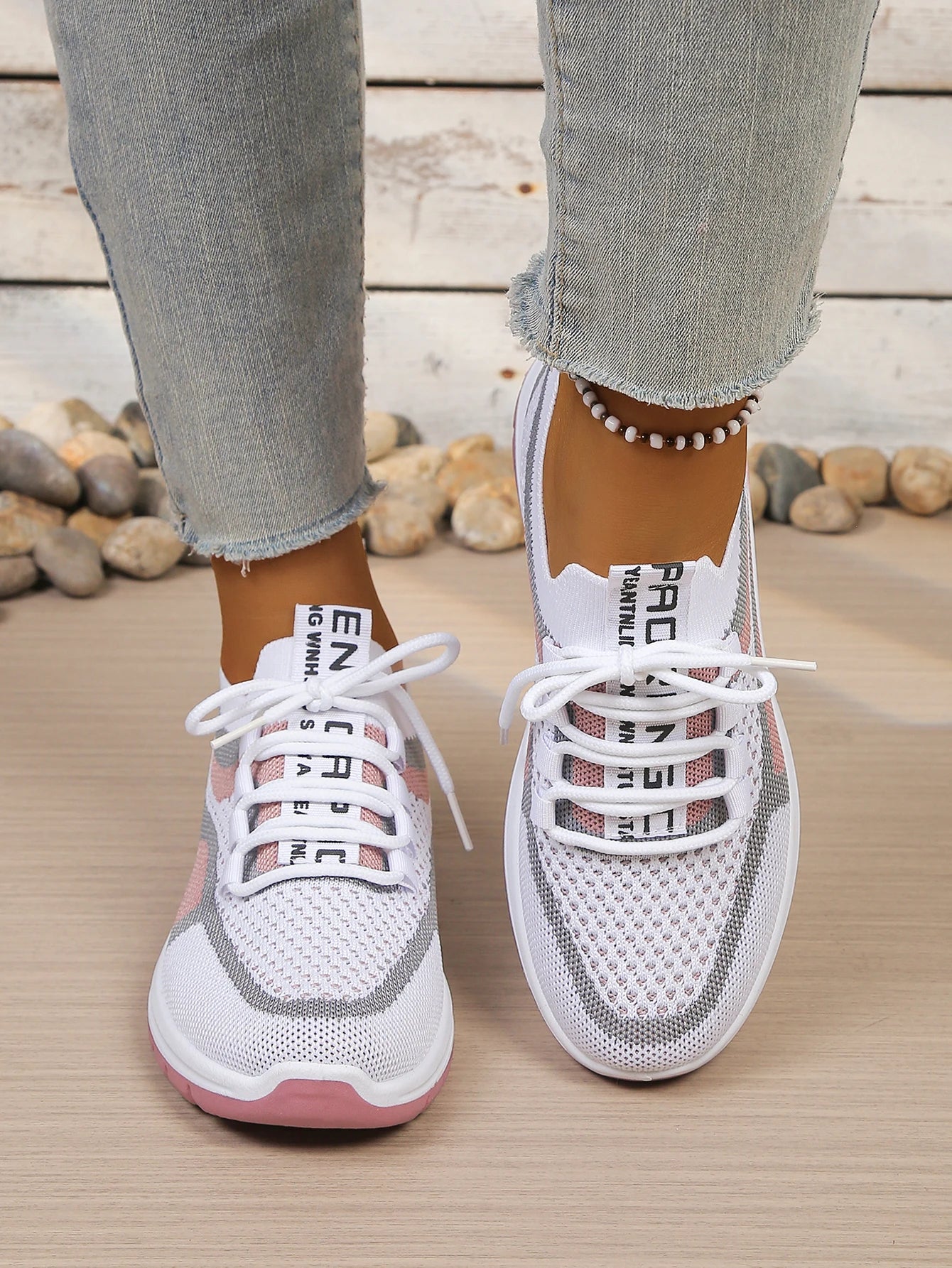 Women's shoes summer 2026 casual sneaker new style two-color single shoes, versatile, casual and fashionable work shoes