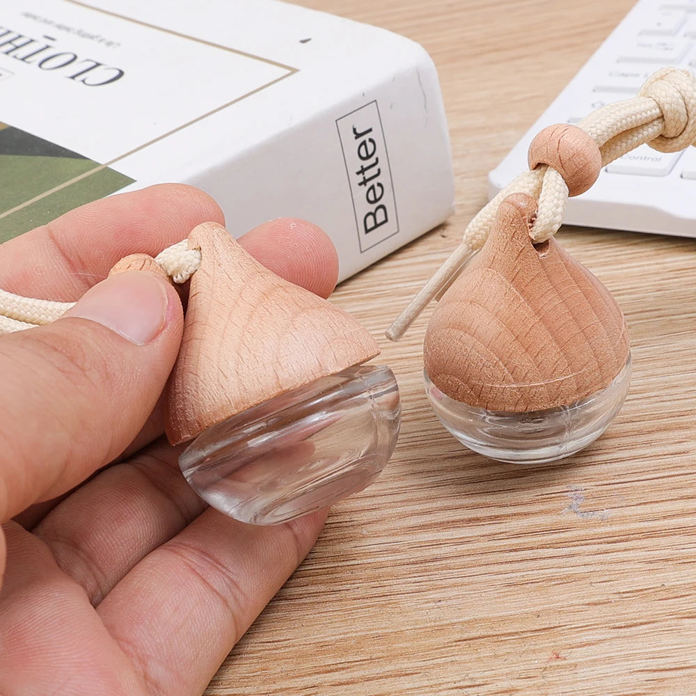 Round Car Perfume Bottle Ornament Aromatherapy Essential Oil Bottle Hanging Auto Air Freshener Car Decoration Interior for Home