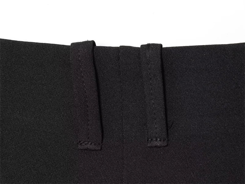 Women's Shorts New Summer 2025 Black Cropped Simple Shorts Casual and Fashionable Capable Commuter Personality Versatile