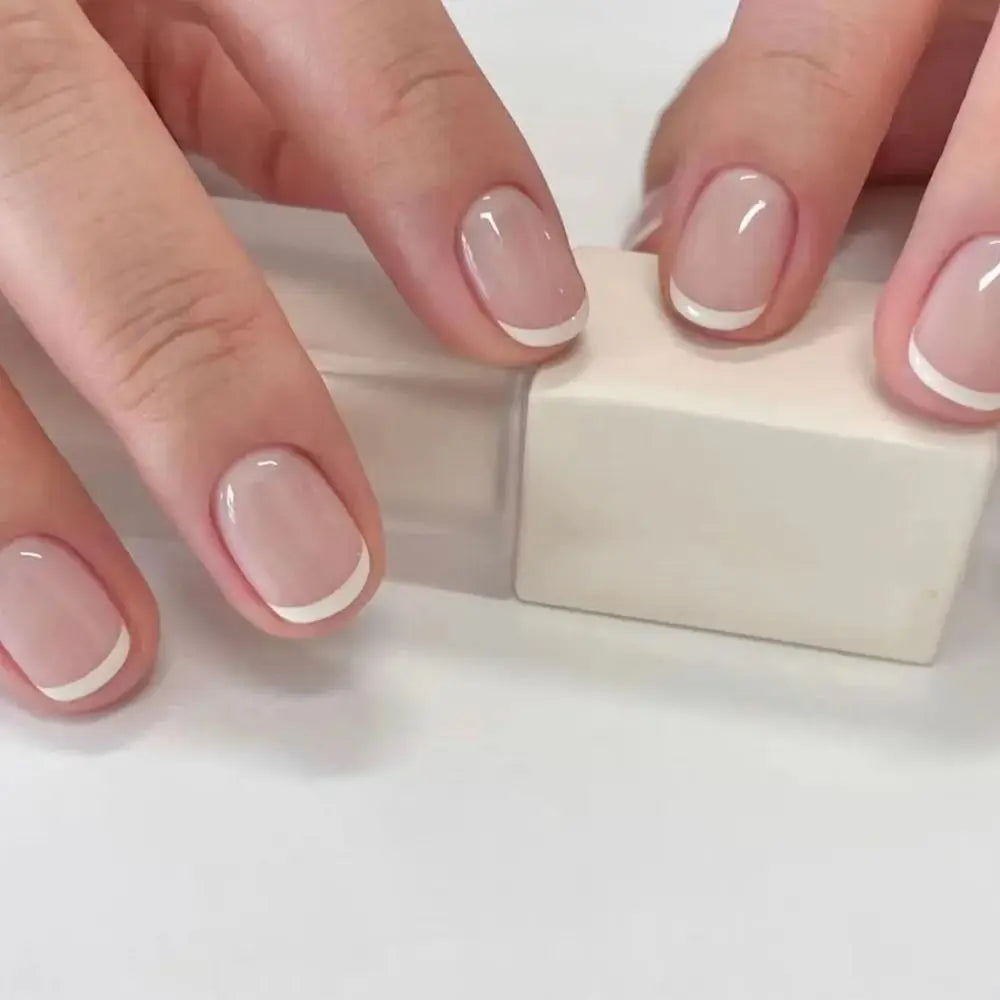 24pcs French White Side False Nails Wearable Rhinestone Desgin Fake Nails Short Simple Nail Full Cover Nail Tips Press On Nails