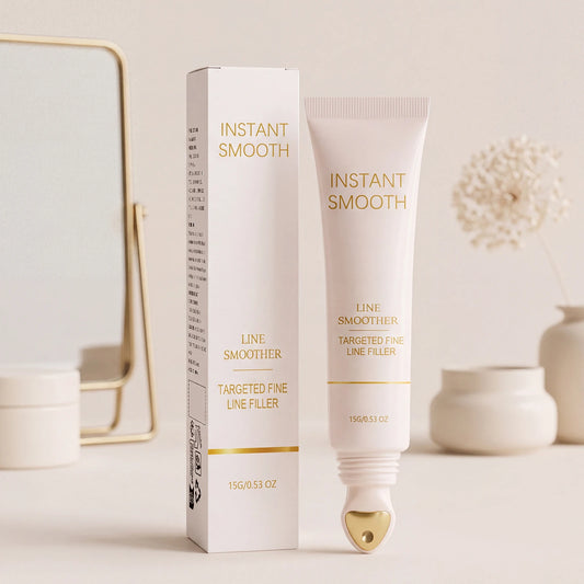 Soft and smooth makeup primer creates a clear, natural, and flawless makeup look that is light, moist and highly moisturizing.