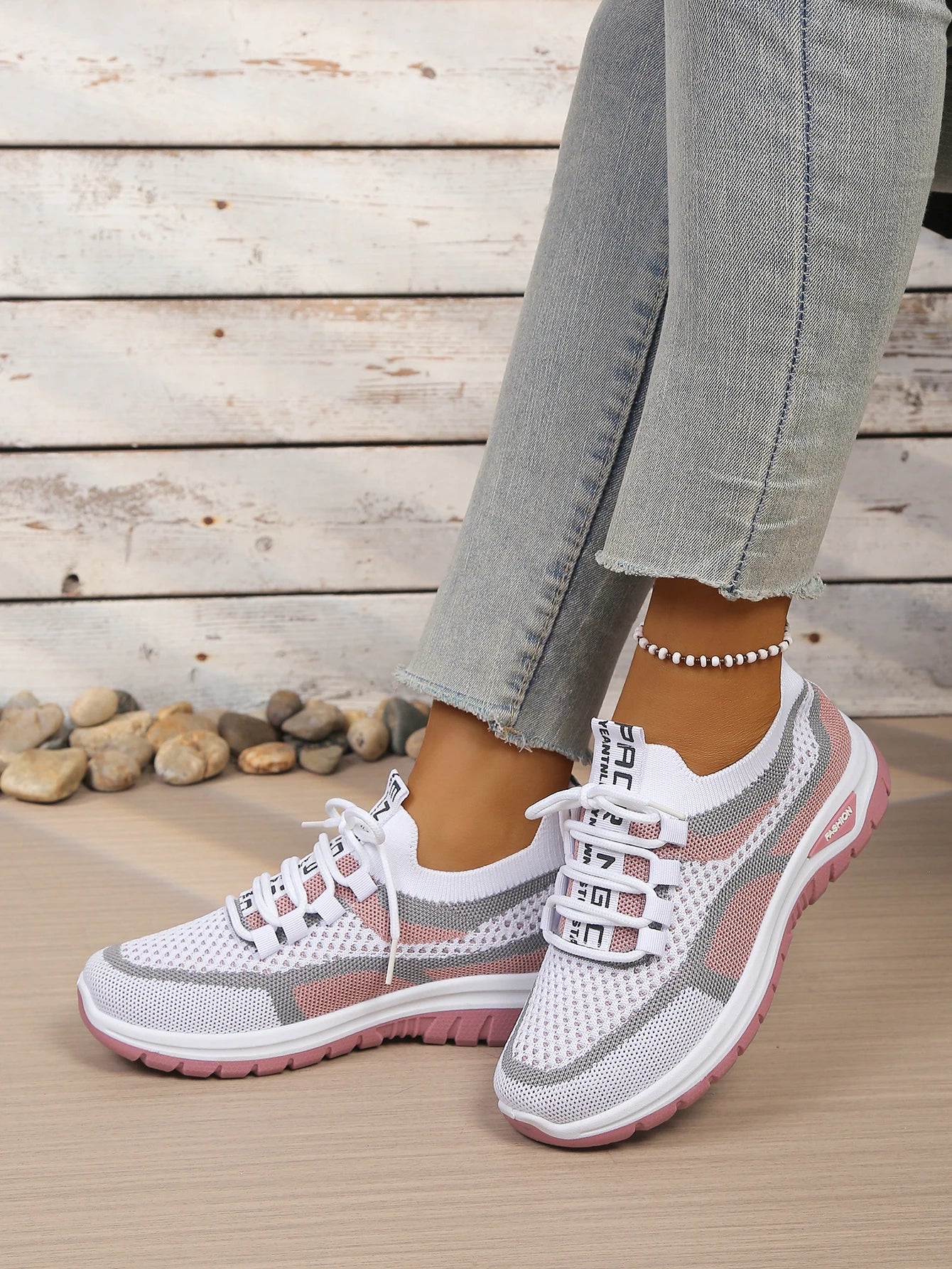 Women's shoes summer 2026 casual sneaker new style two-color single shoes, versatile, casual and fashionable work shoes