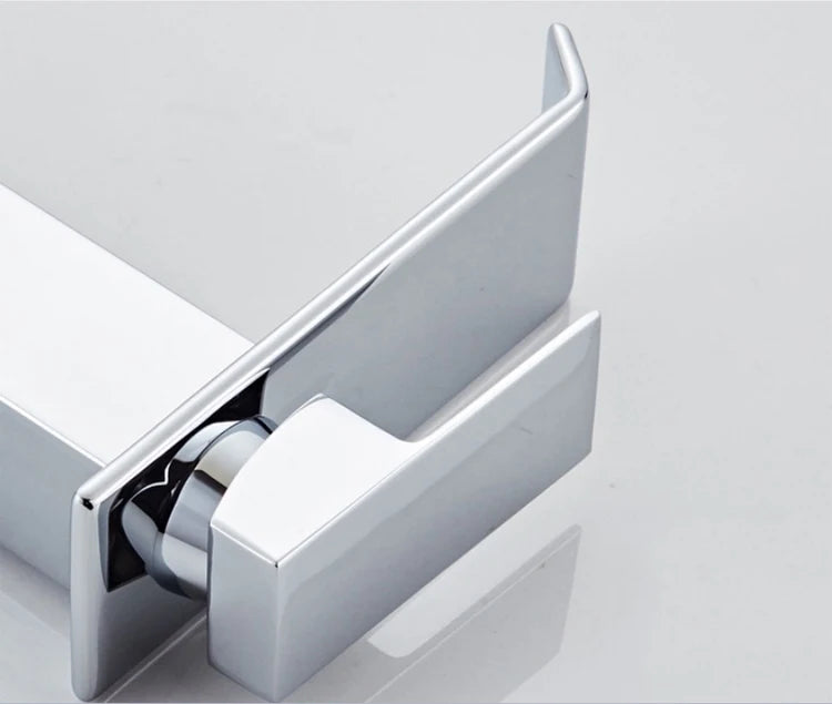 Waterfall Basin Faucet Gold and Black Sink Waterfall Mixers Bathroom Faucet Deck Mounted Washbasin Taps