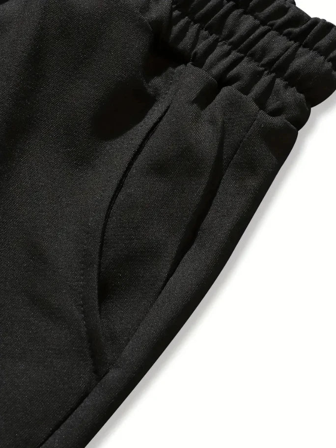 Men's Everyday Casual Comfort Co-Ord Set, Crew Neck T-Shirt & Elastic Waist Shorts with Chest Circular Emblem Print for Daily Us
