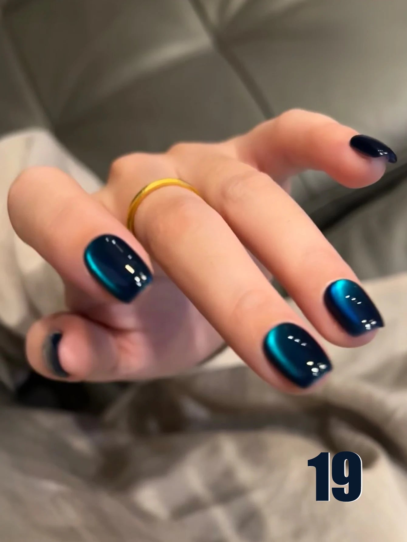 12ML 1-21pcs Toe Selling Whitening Glass Bead Cat Eye Gel Nail Polish Black Nails Nail Art Grey Cat Eye Nail Polish Cute Nails