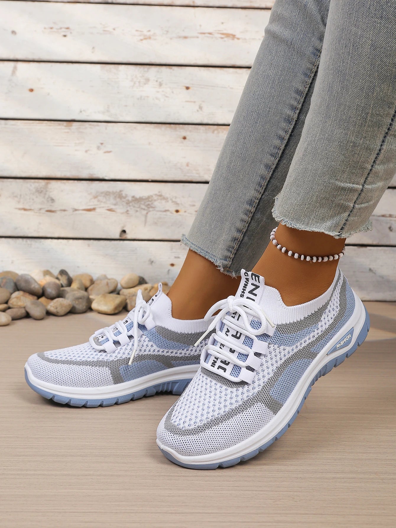 Women's shoes summer 2026 casual sneaker new style two-color single shoes, versatile, casual and fashionable work shoes